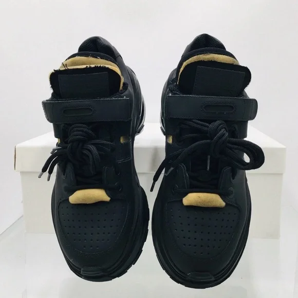 Maison Margiela Low Top Sneakers S37WS0465 Men’s Size EU 40 M